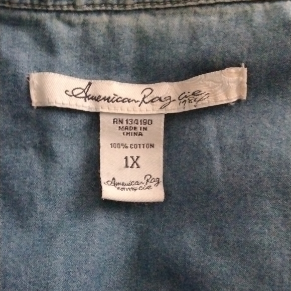 💙American Rag jean long sleeve - Picture 5 of 5